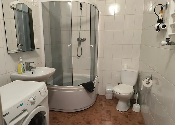 Appartement Domovik мостова 5 кв 37 *