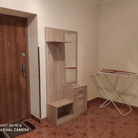 Domovik мостова 5 кв 37 * Μουκάτσεβο